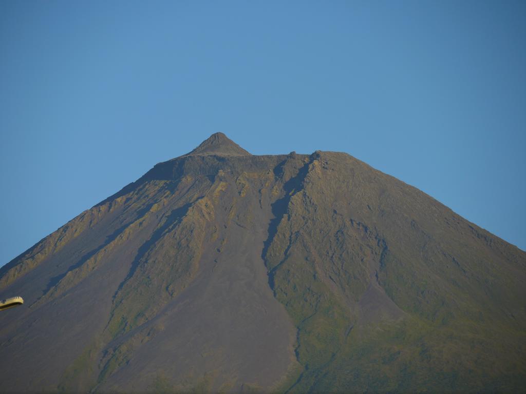 Вилла Epicenter Pico Мадалена Экстерьер фото