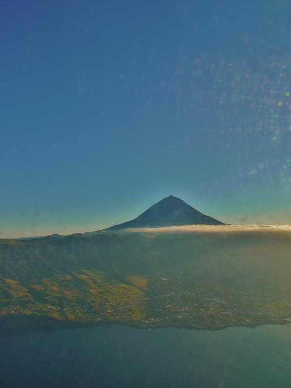 Вилла Epicenter Pico Мадалена Экстерьер фото